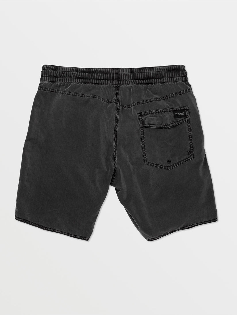 Centre 17" Trunk