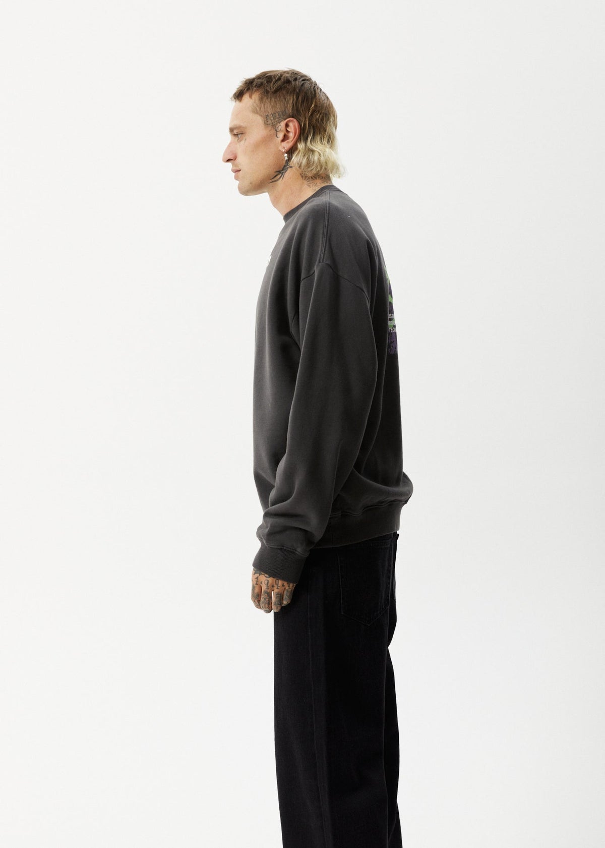 Universal Crew Neck Jumper Stone Black