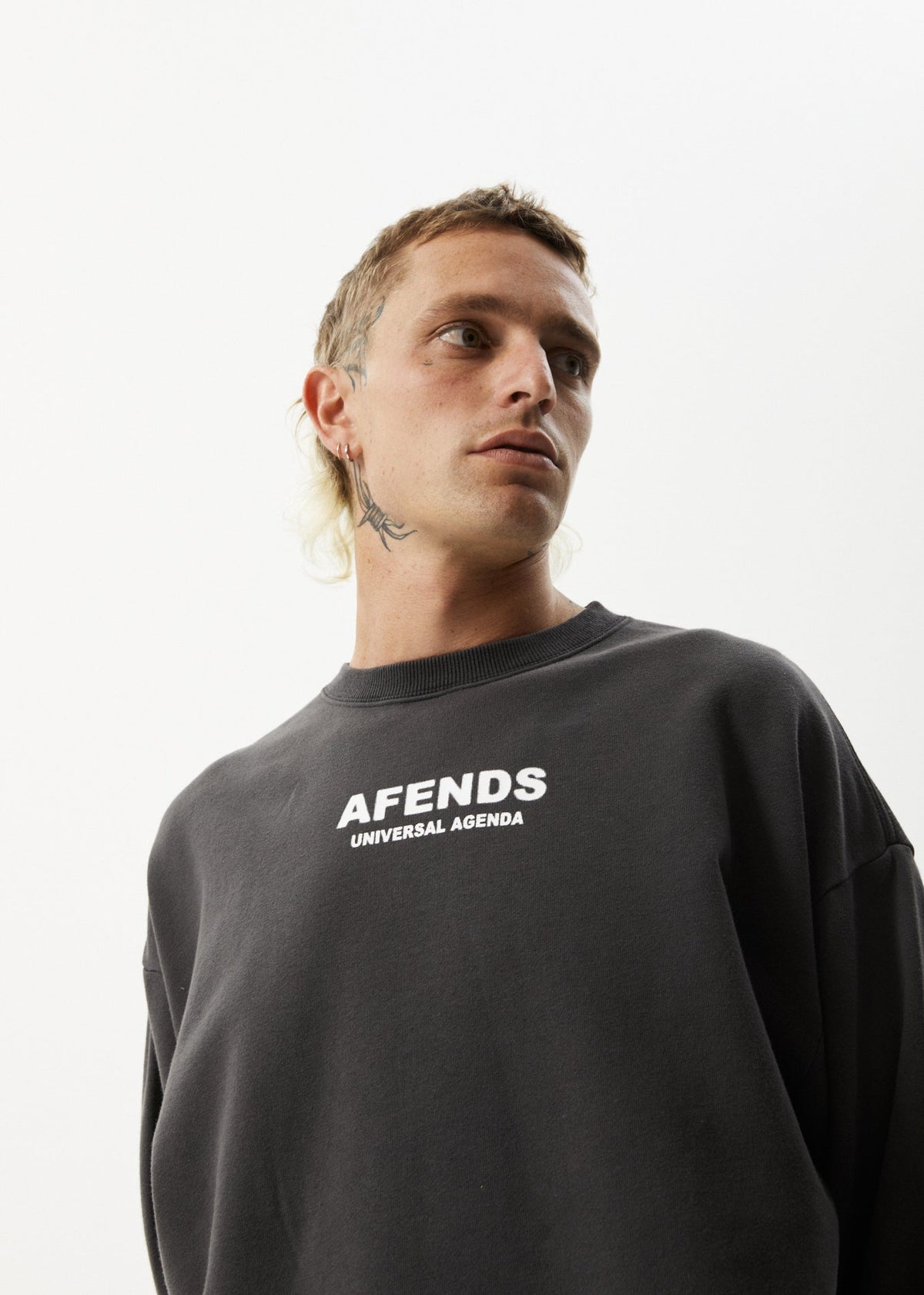 Universal Crew Neck Jumper Stone Black