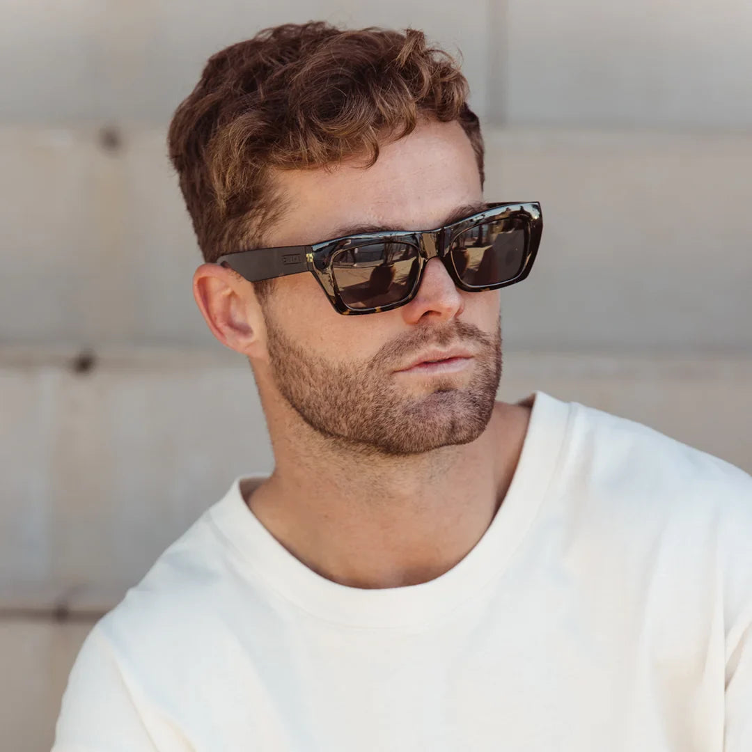 Solis Gloss Fire Tort Frame Grey Lens - Image 3