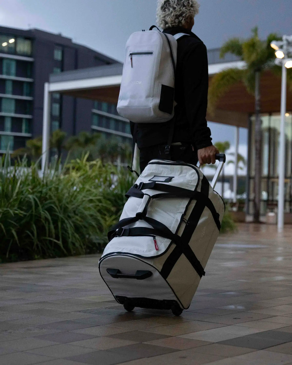 Life Gear Travel Bag Light Grey - Image 5