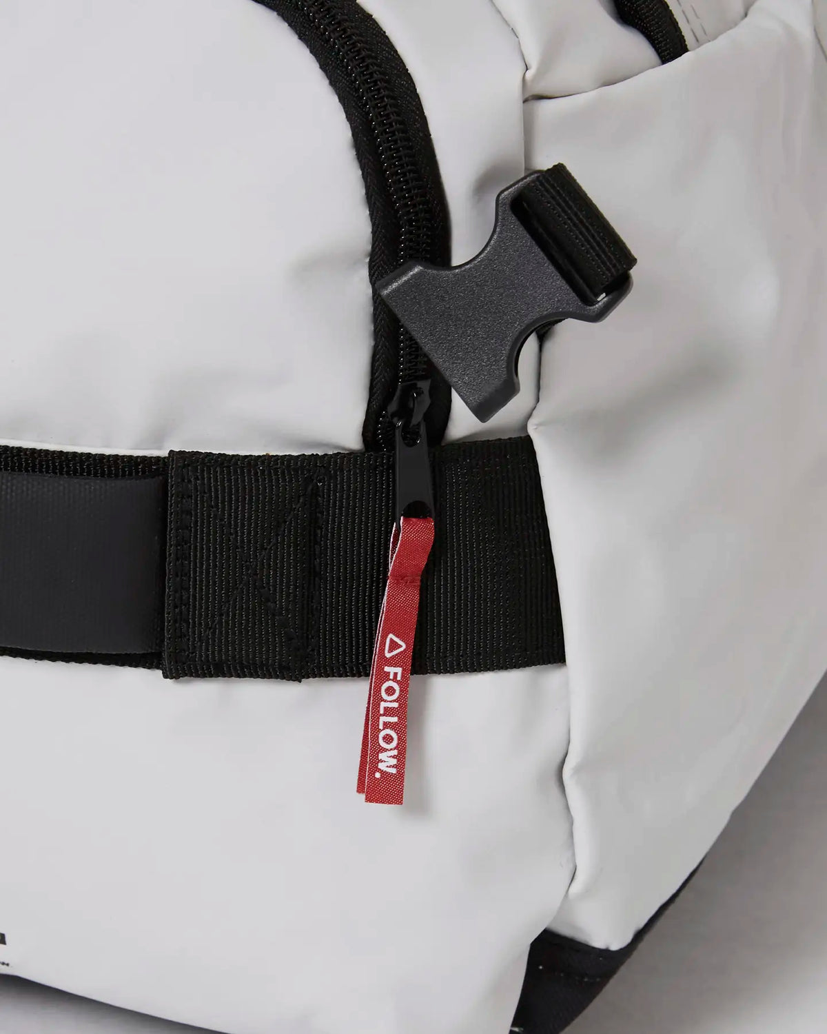 Life Duffel Bag Light Grey - Image 6