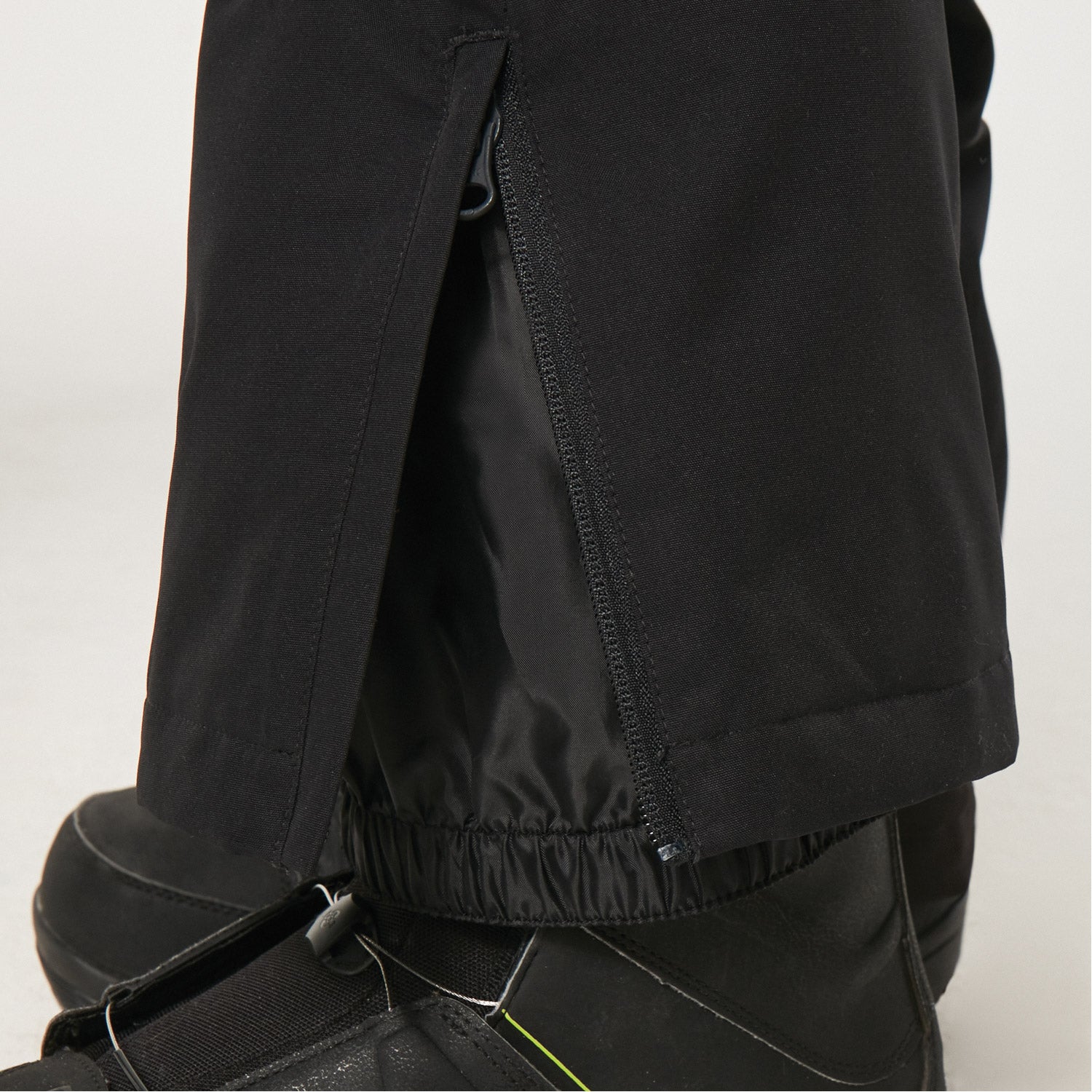Best Cedar RC Insulated Snowboard Pants