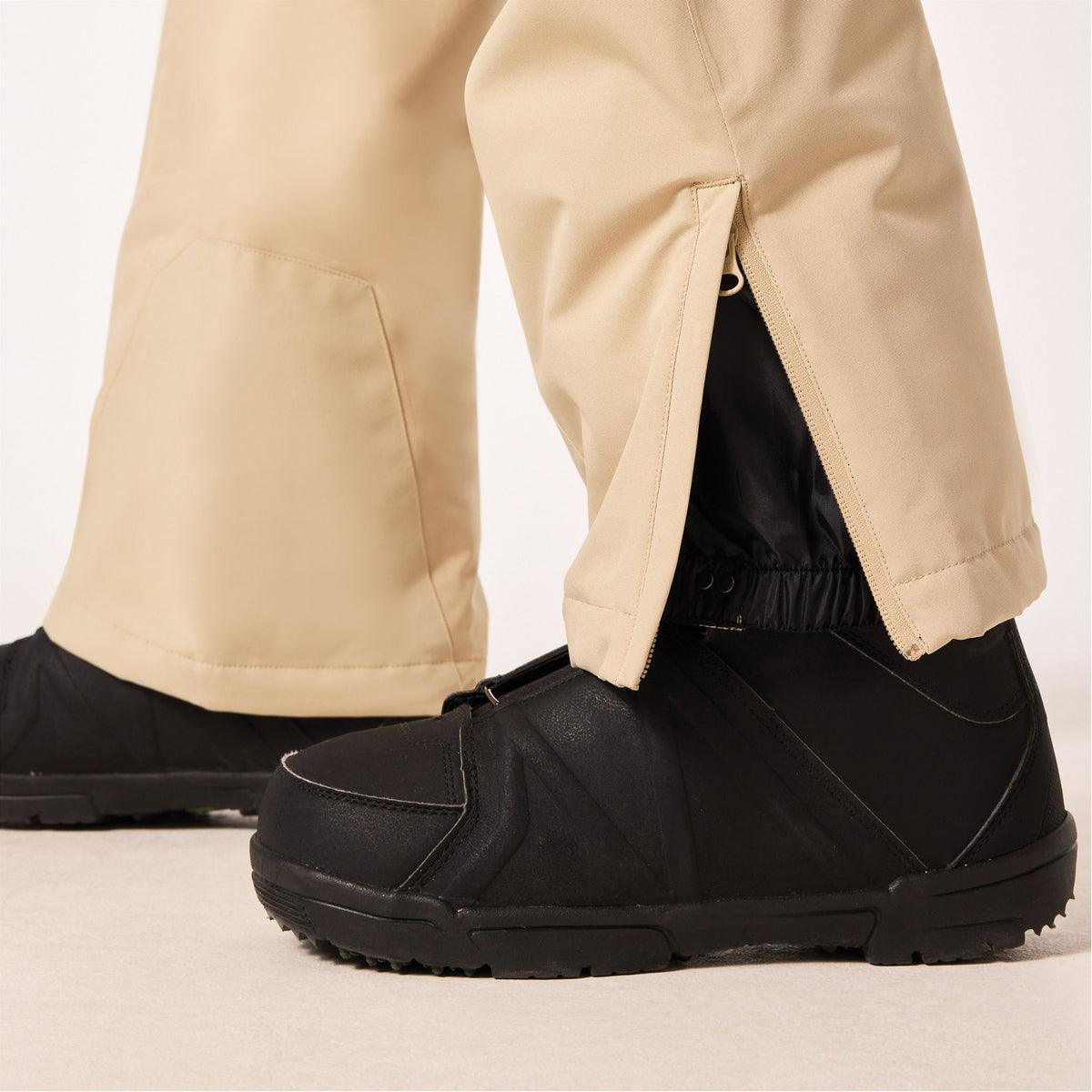 Best Cedar RC Insulated Snowboard Pants