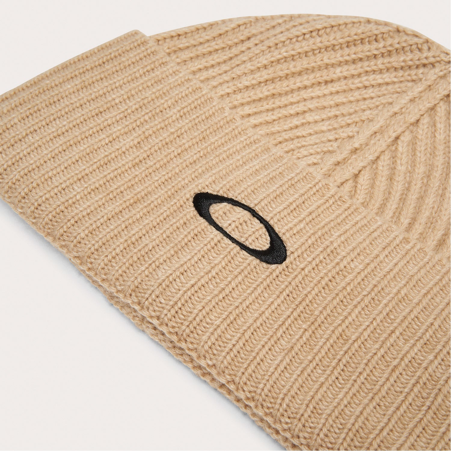 Ellipse Ribbed Beanie