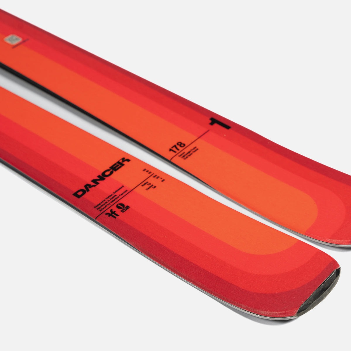Dancer 1 Skis 2025