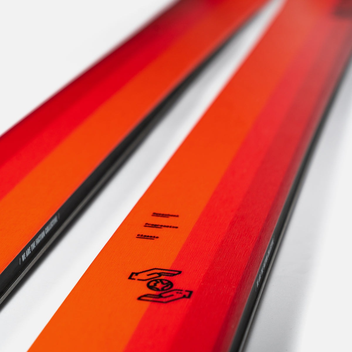 Dancer 1 Skis 2025