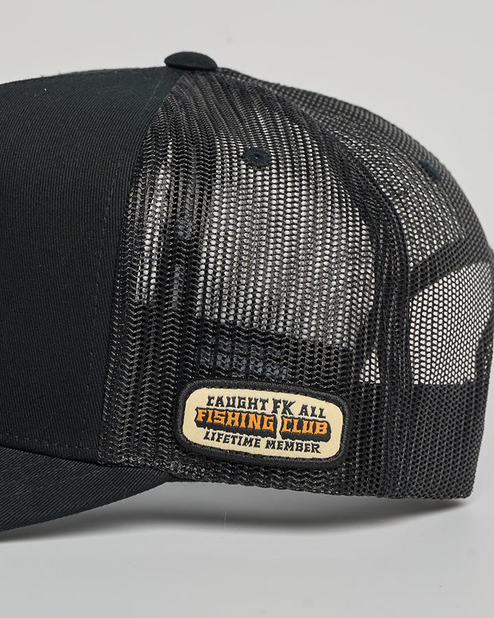 CAUGHT FK ALL SKULL TWILL TRUCKER