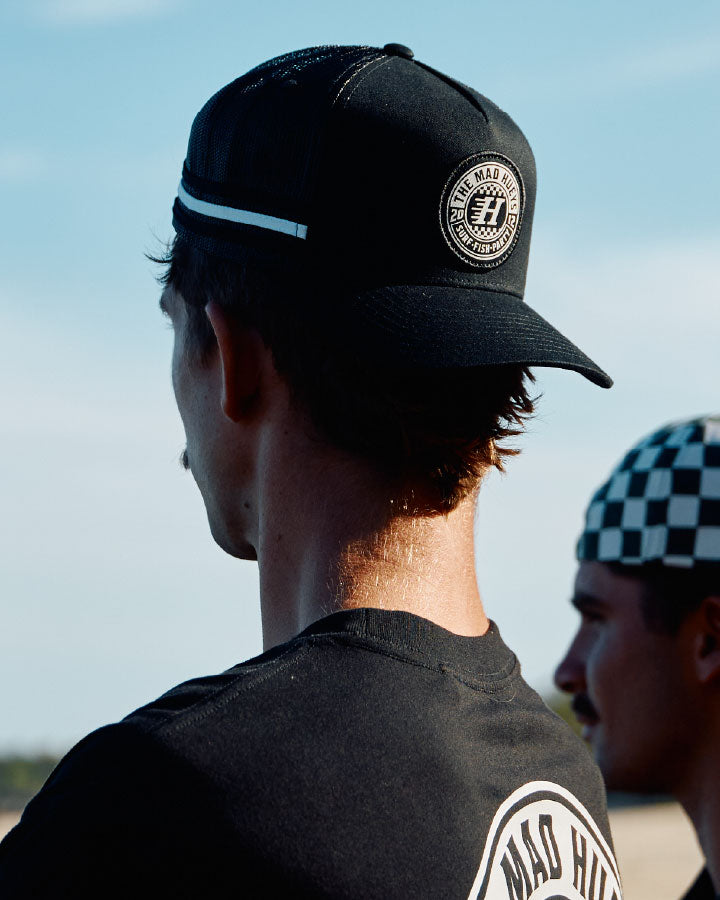 Checker Hueys Black - Image 1