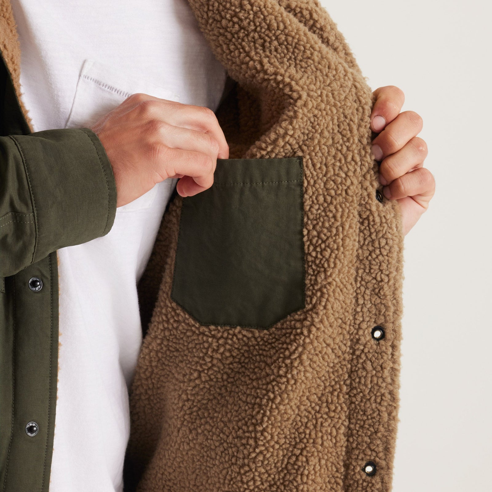Hebrides Jacket Dark Military - Image 14