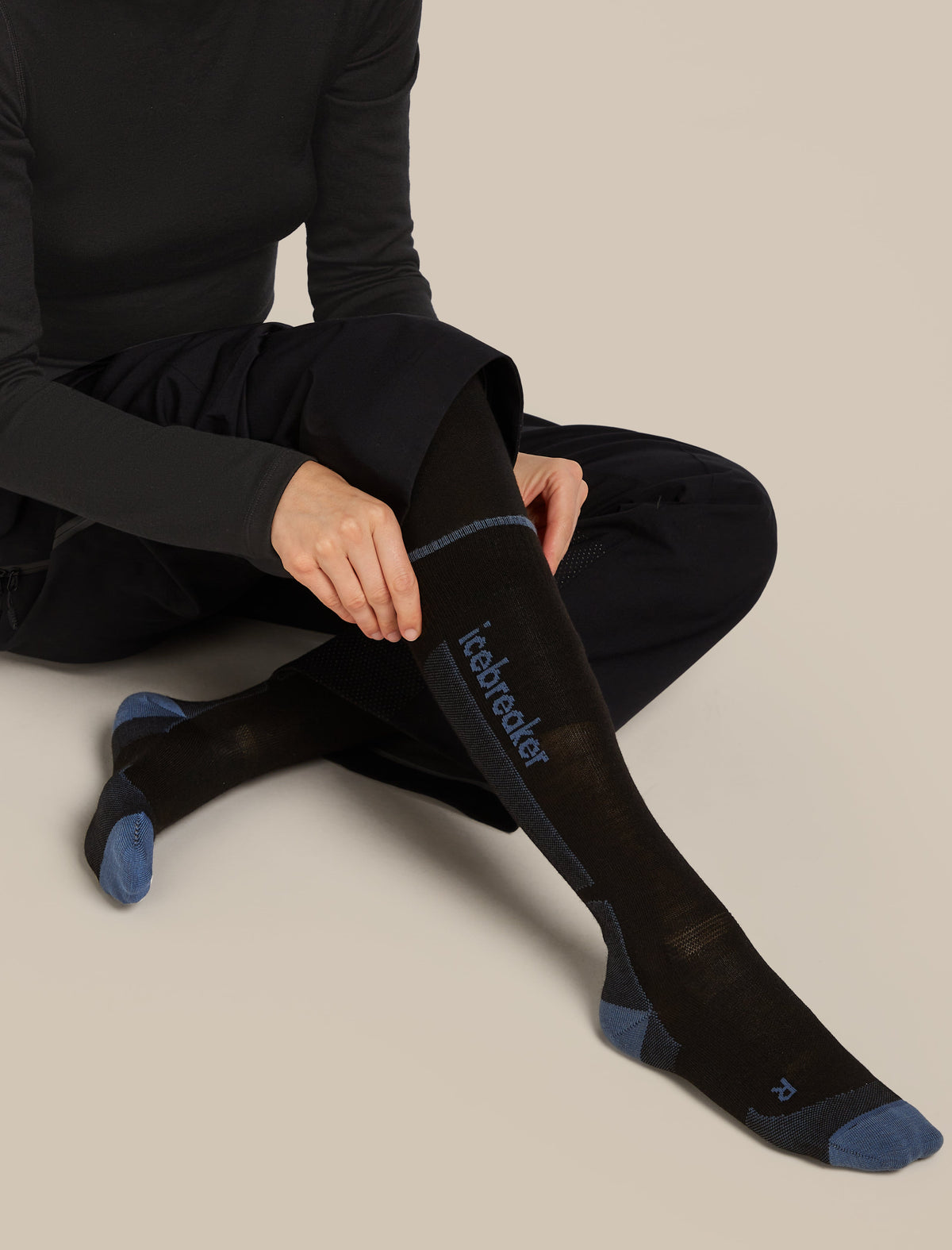 Womens Merino Ski+ Ultralight Over The Calf Socks Black/Dawn - Image 2