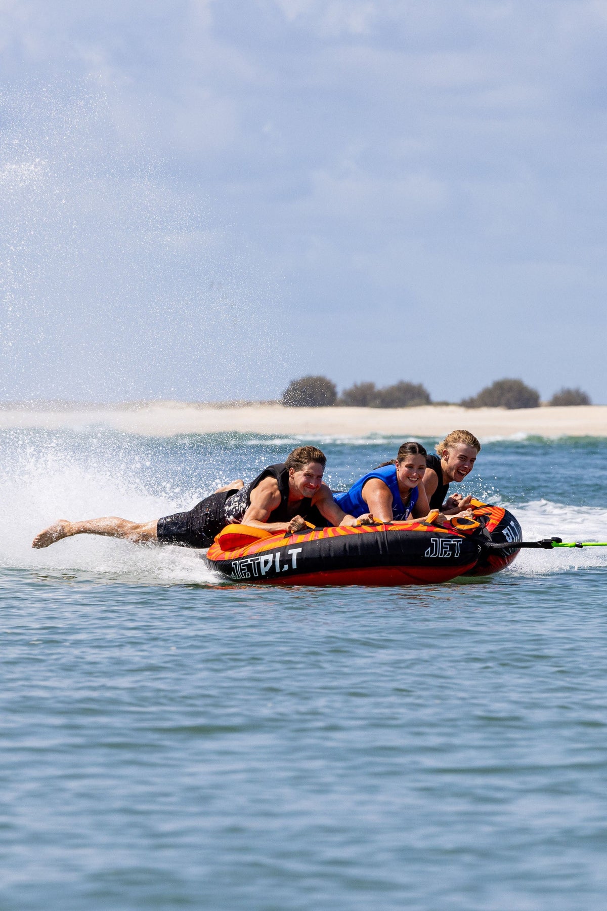 Skimmer 3 Person Towable Tube