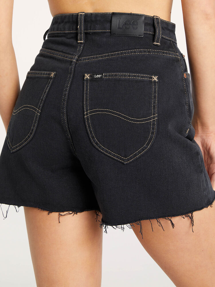 High Relaxed Short