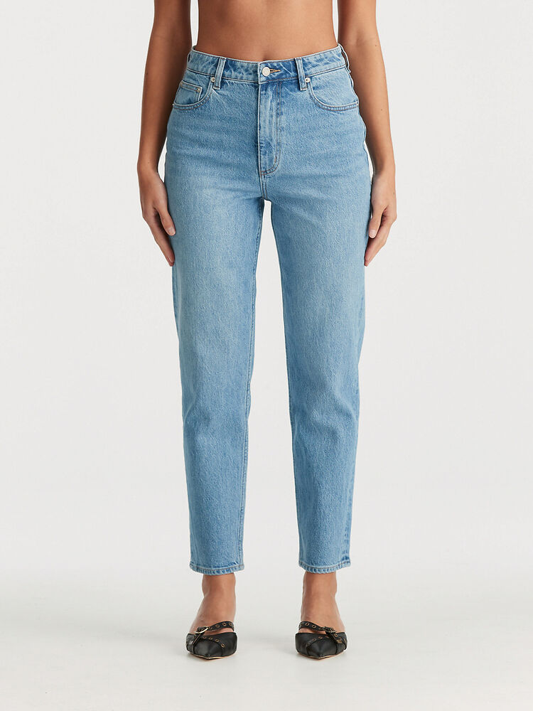 High Moms Slim Jean