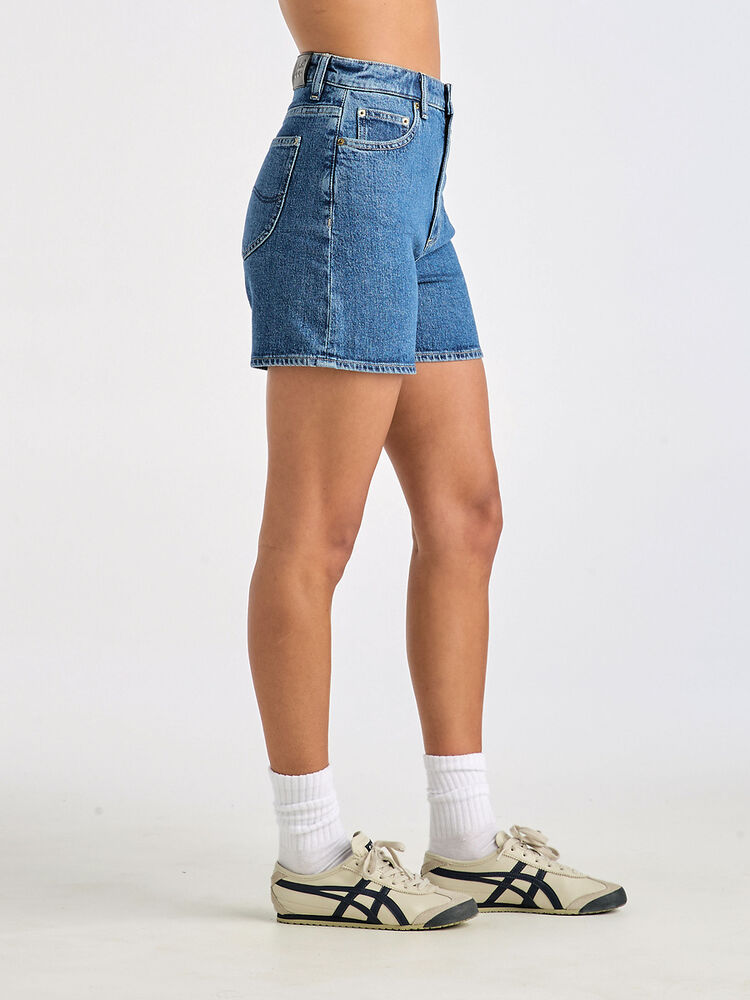 High Mom Slim Short