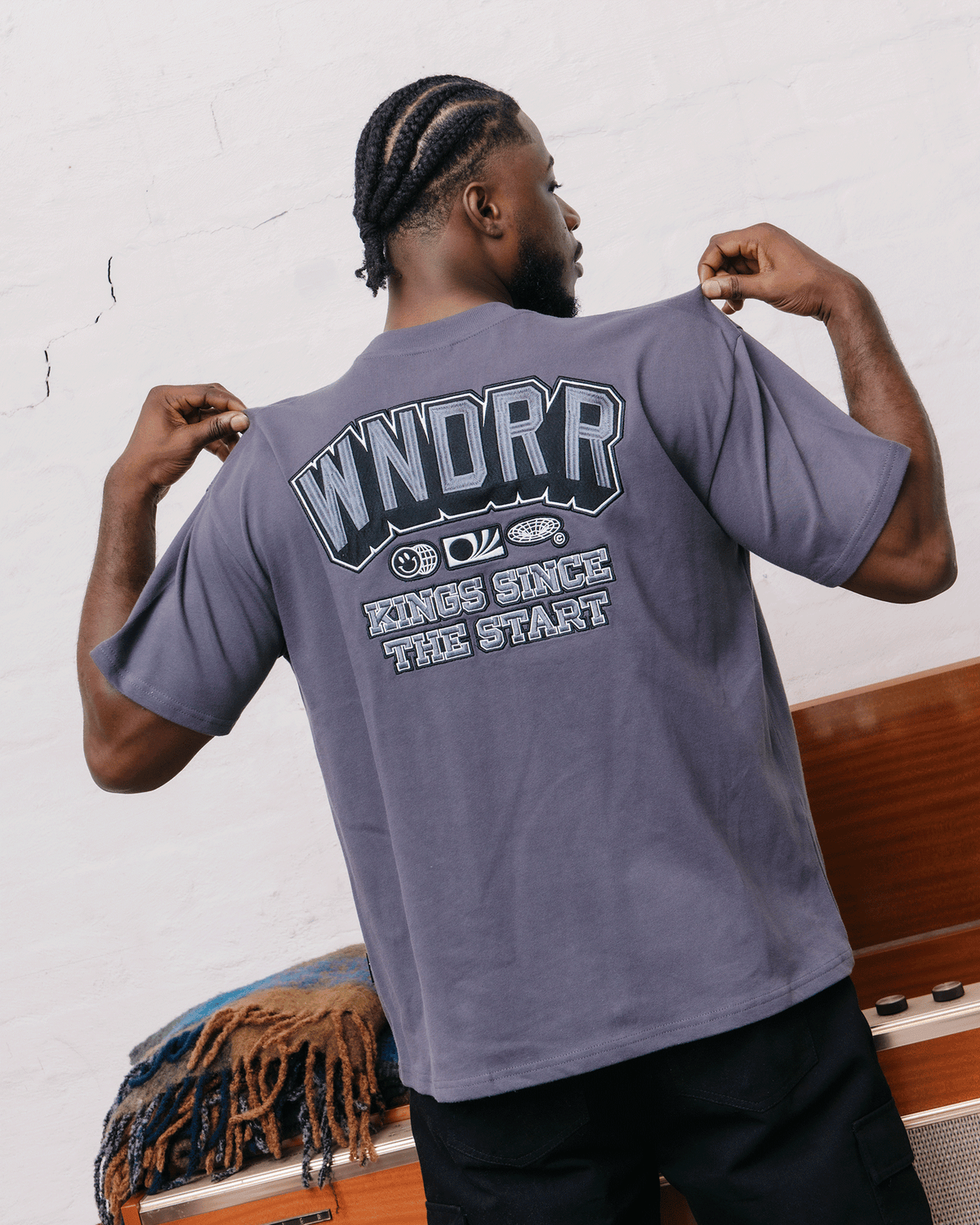 ALL ROUNDER HEAVY WEIGHT TEE - CHARCOAL