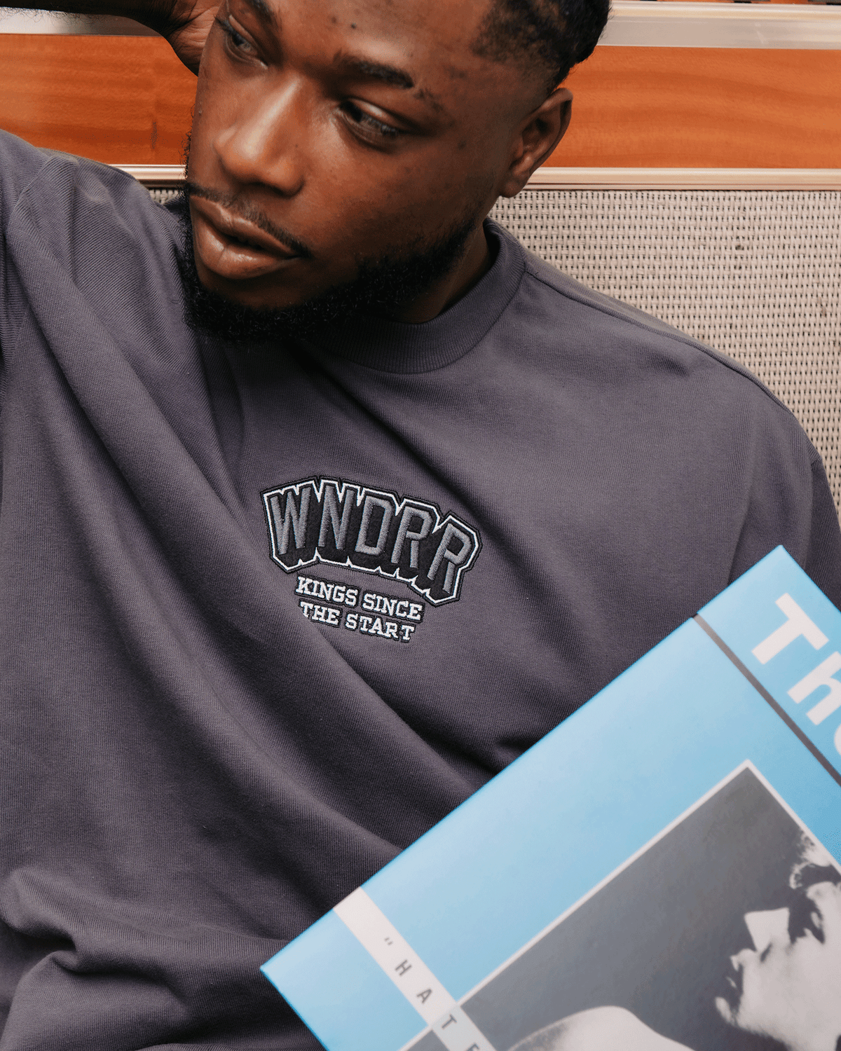 ALL ROUNDER HEAVY WEIGHT TEE - CHARCOAL