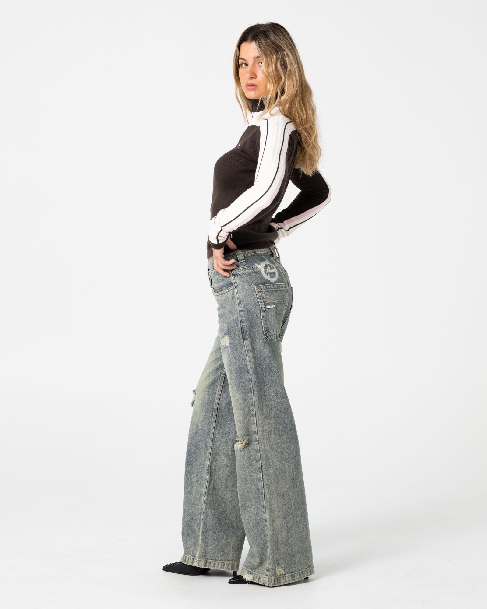 Womens Daddy GB Fitted Zip Through Knitwear Java - Image 7