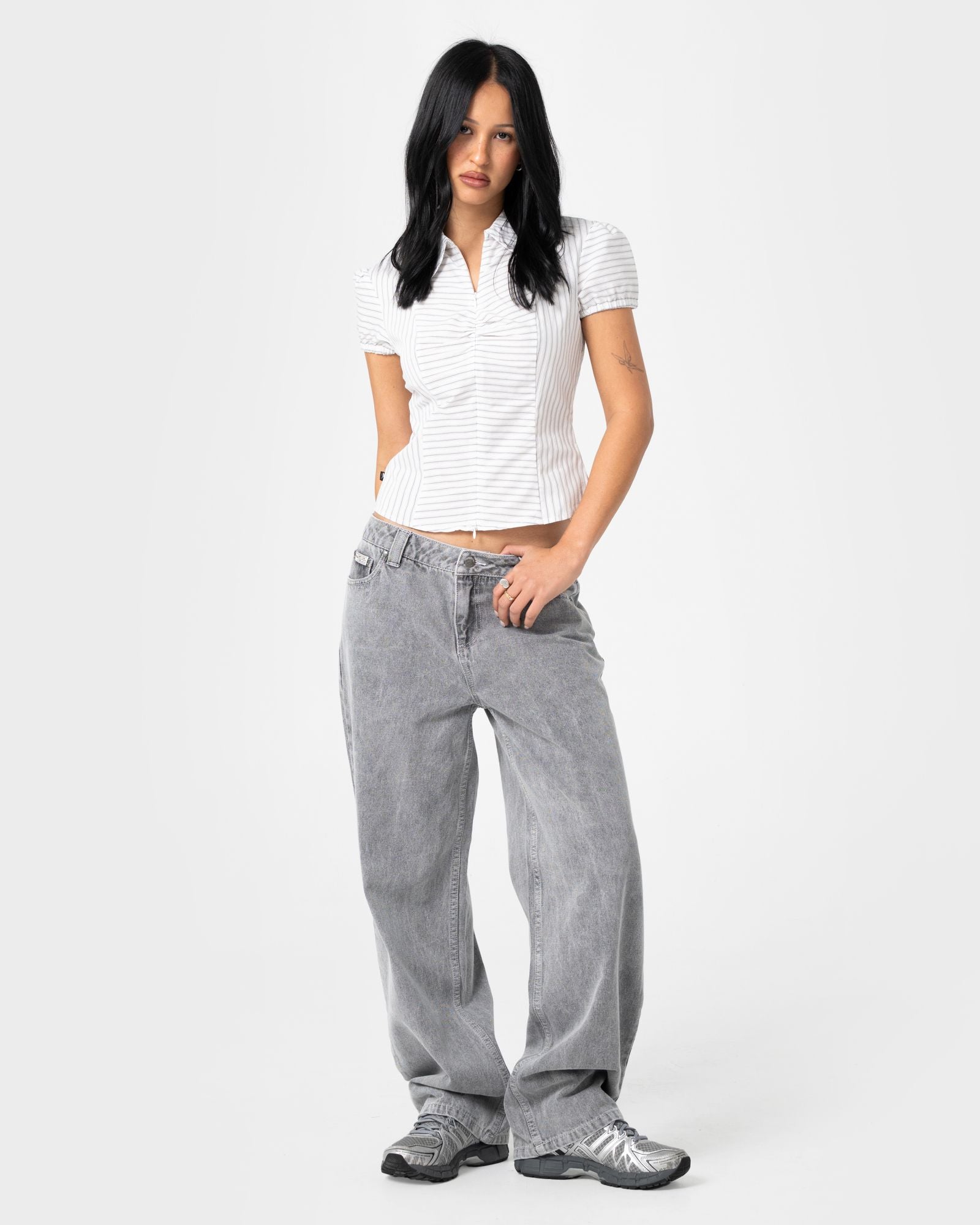 Womens Horizon Fitted Zip Through T Shirt Mono Stripe - Image 3