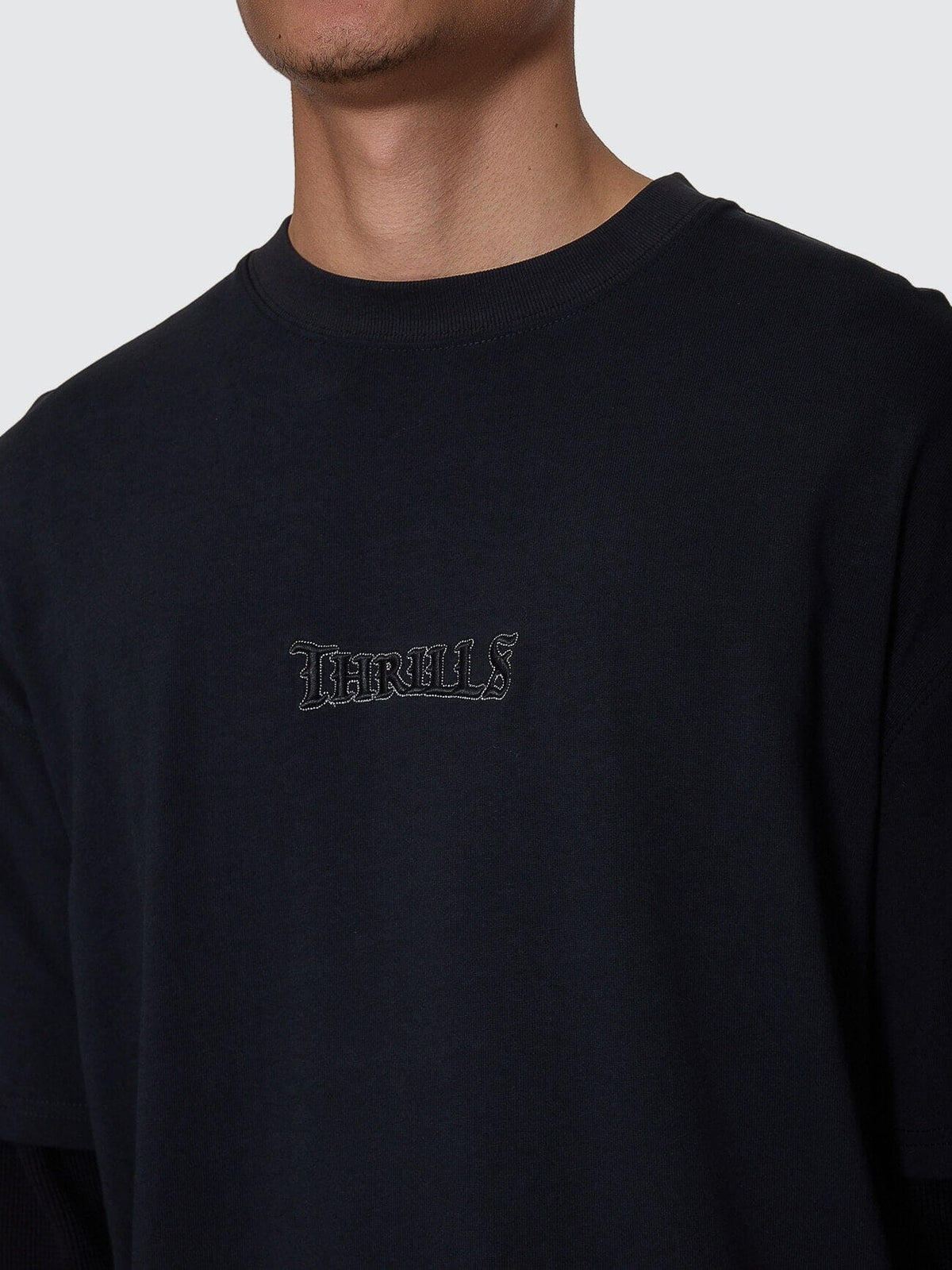 Mens Web Of Deceit Layer Box Crop Oversize Long Sleeve T Shirt Faded Black - Image 3