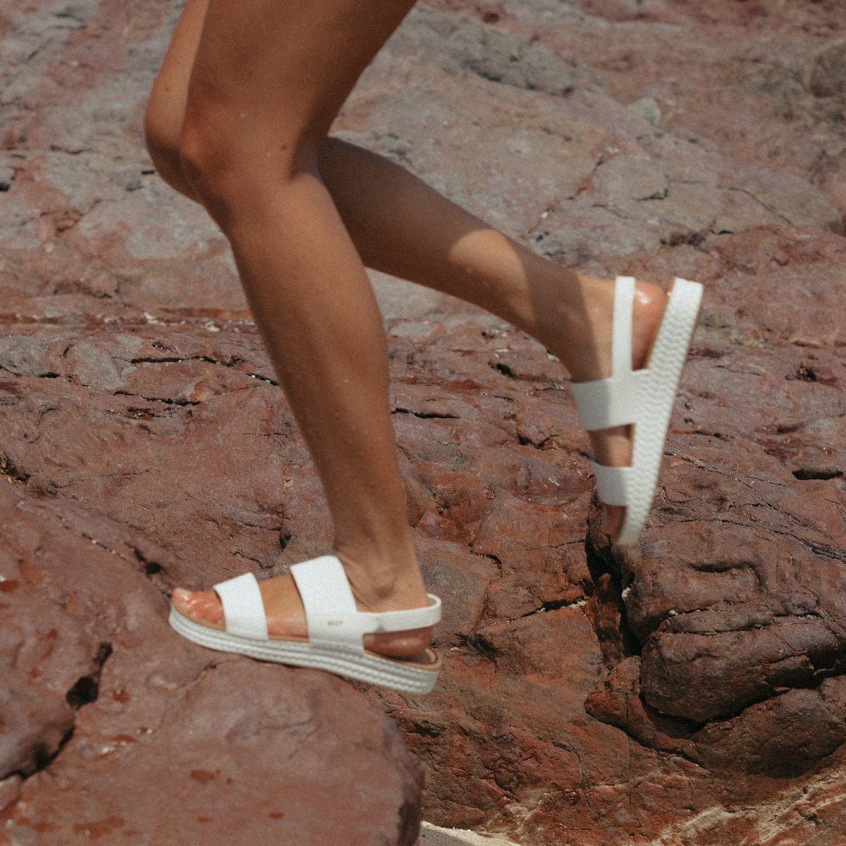 Water Vista White/Tan - Image 3