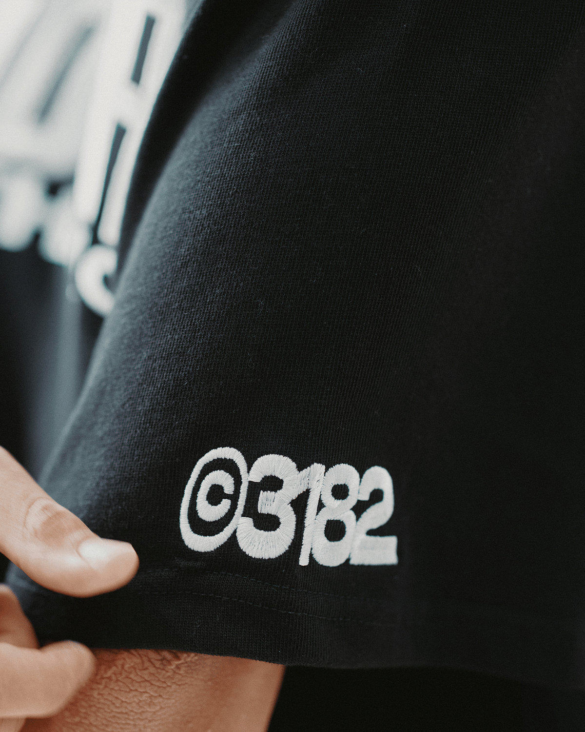 SHIFT HEAVY WEIGHT TEE - BLACK