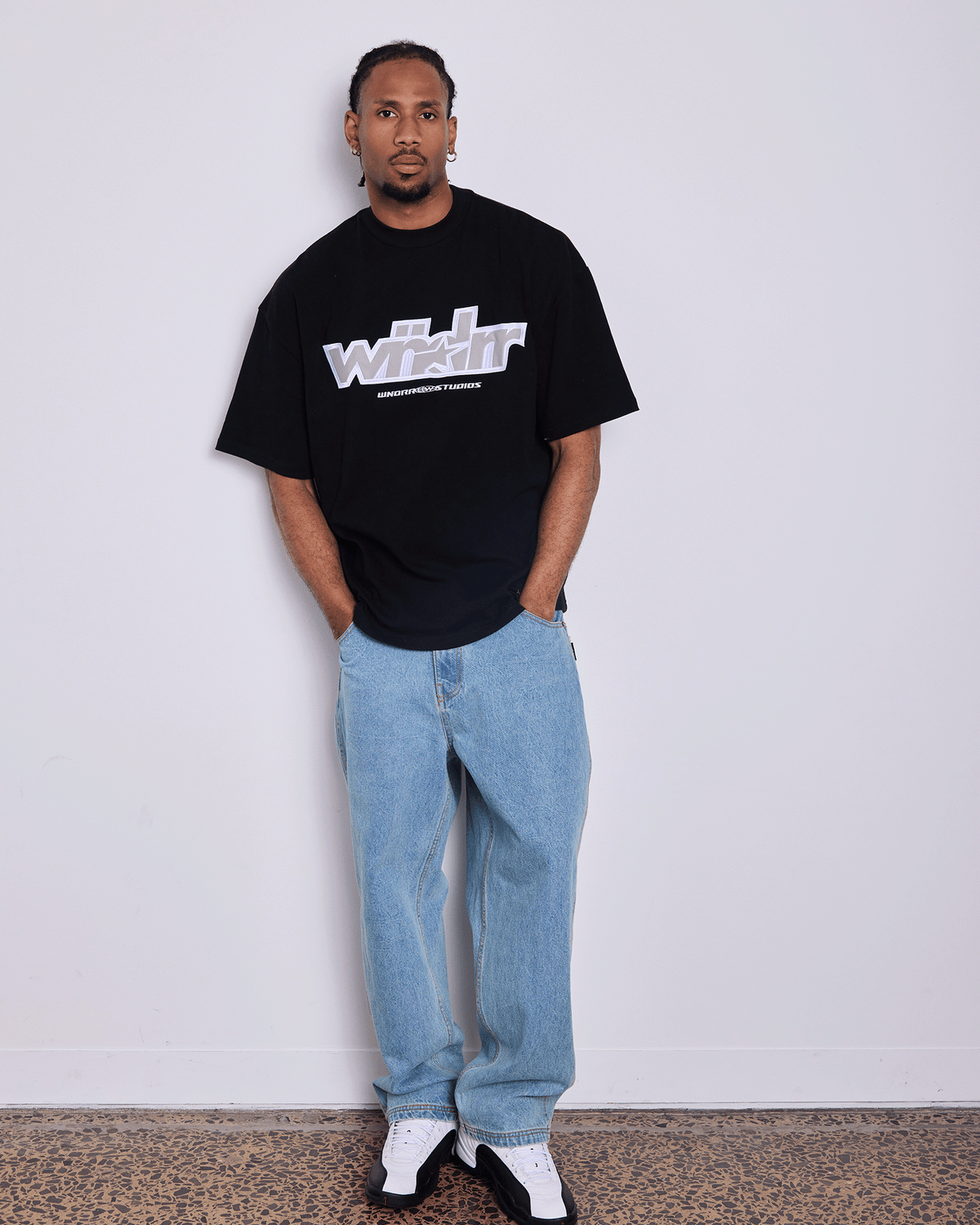 Five Point Heavy Weight Tee Black - Image 5