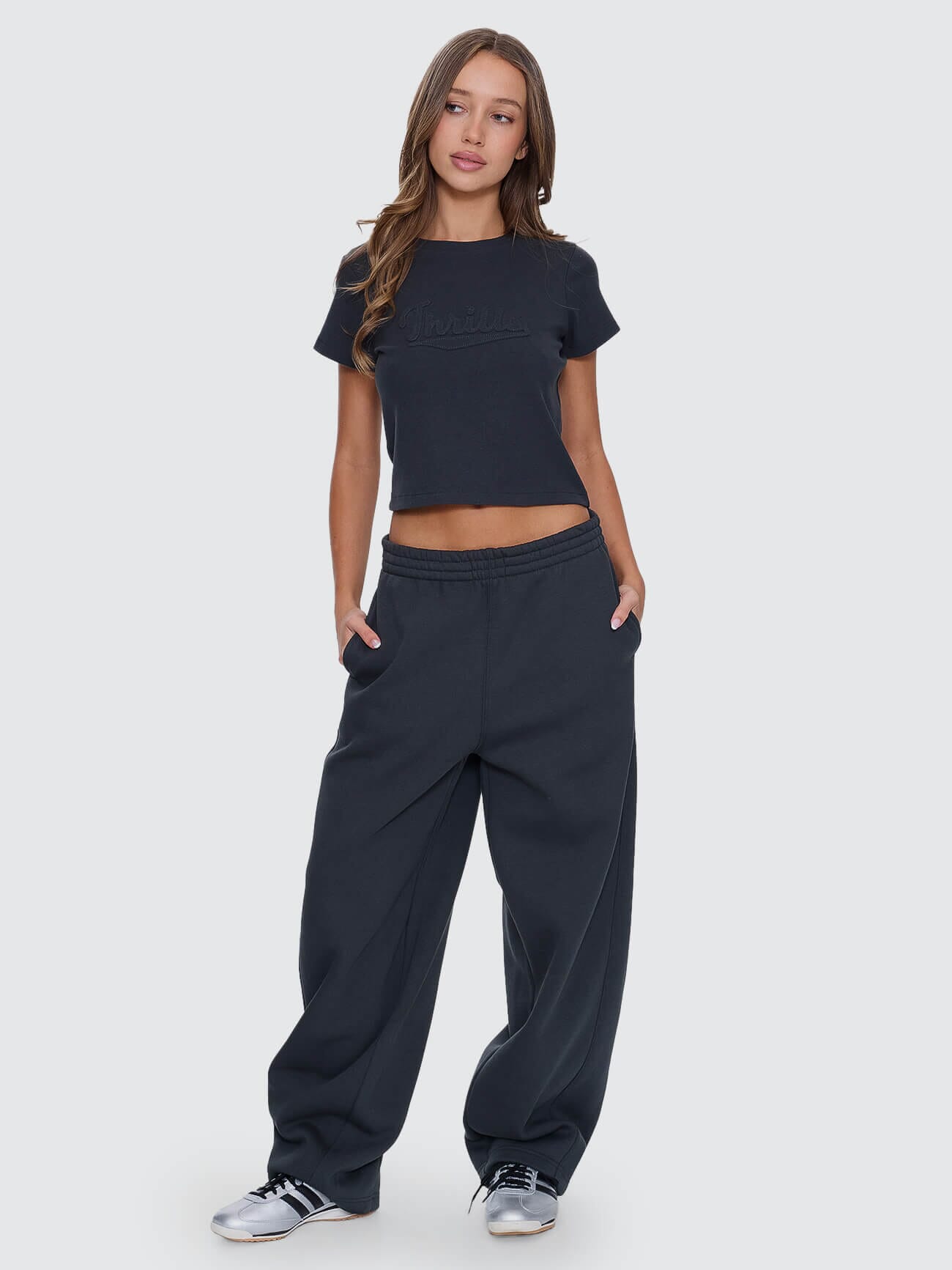 Womens Playmaker Track Pant Carbon - Image 1