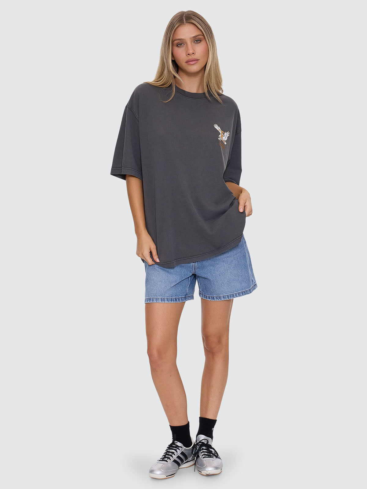 Target Eyes Oversized Tee