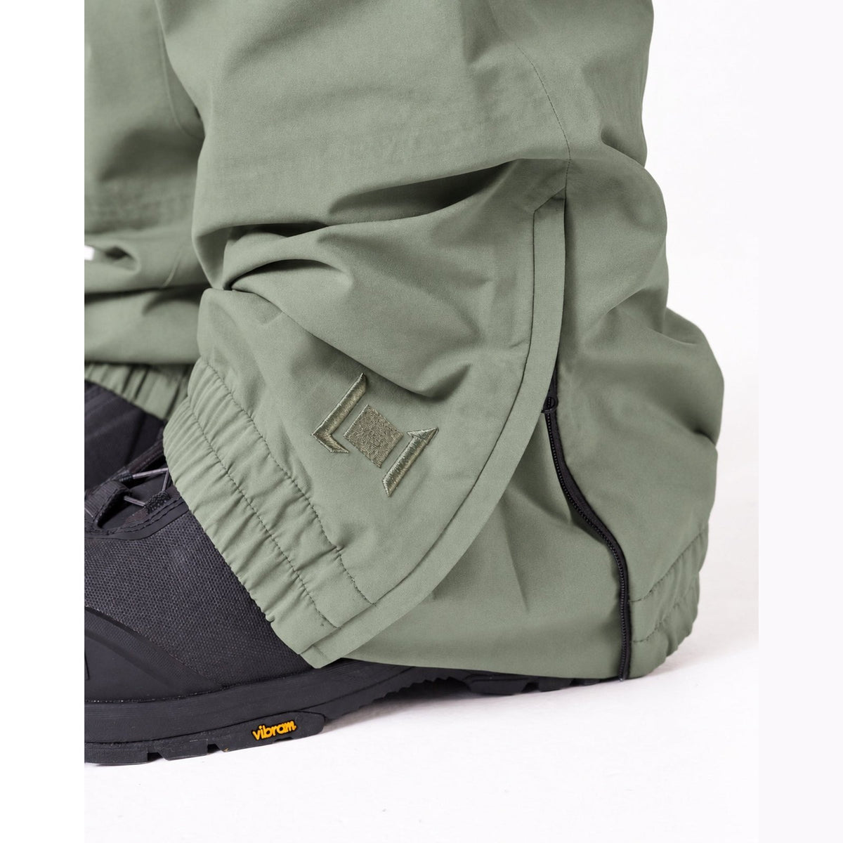Axial Pro Pant Sage - Image 15