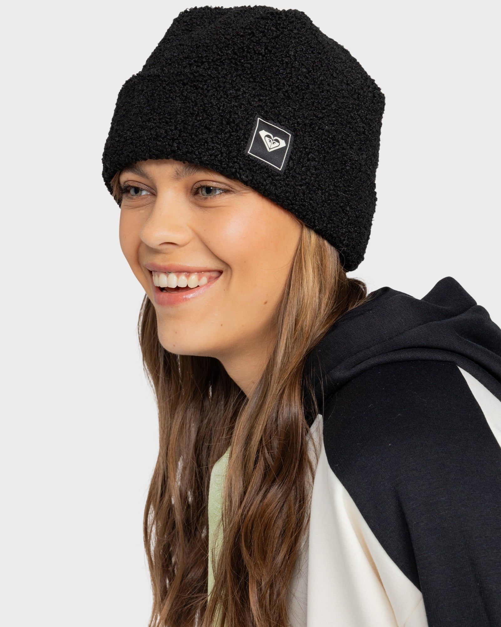 Womens Valwood Cuff Beanie True Black - Image 1