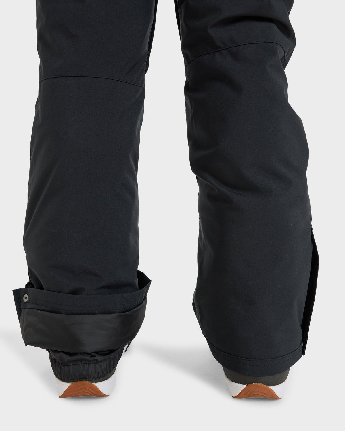 Womens Backyard Snowboard Pant True Black - Image 8