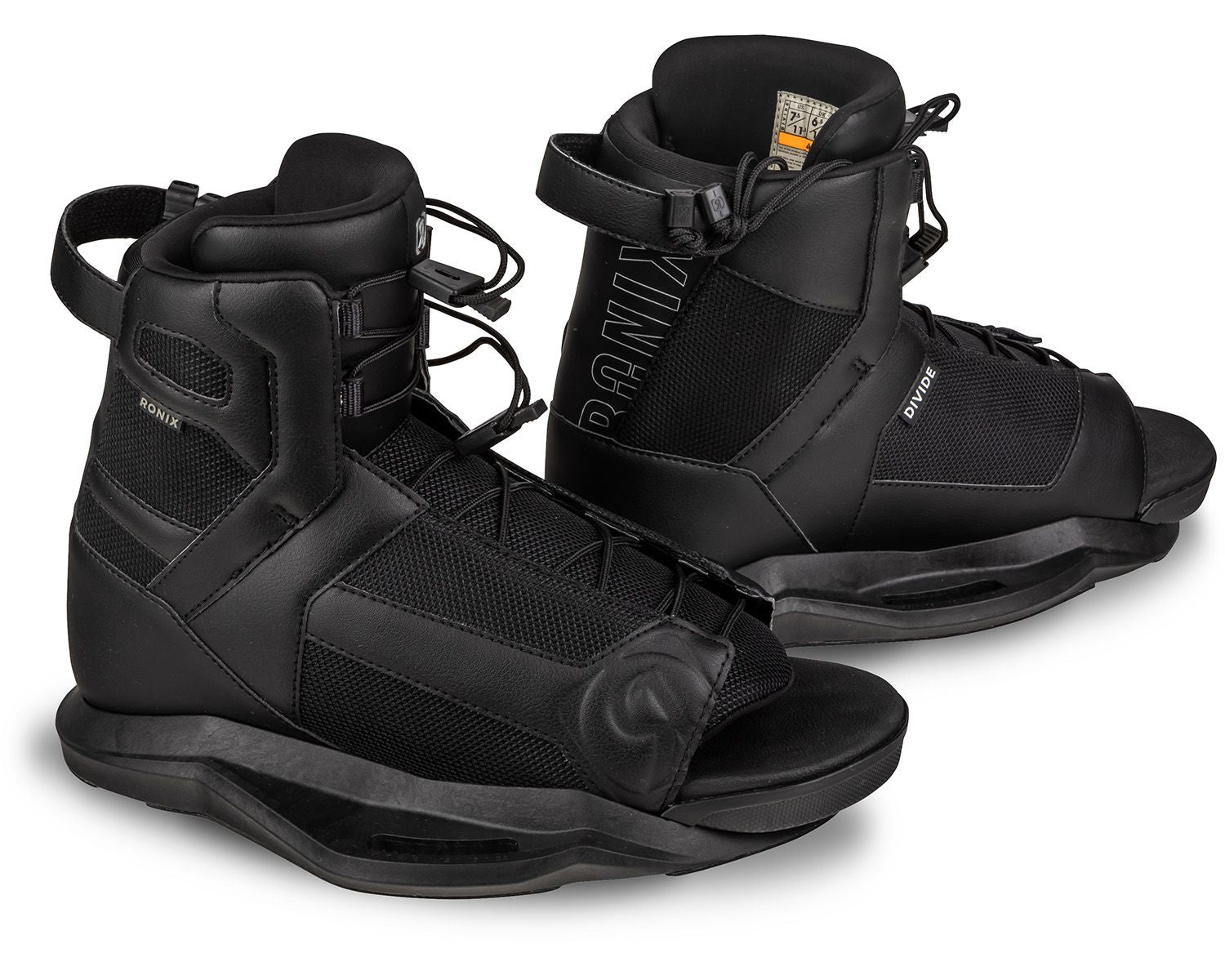 Krush Wakeboard w/ Divide Boot Package