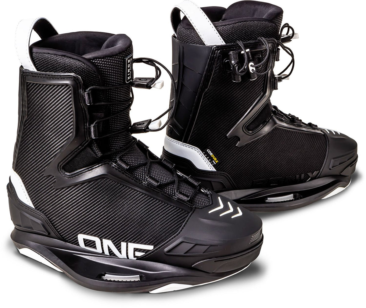 RXT Wakeboard w/ One Boot Package