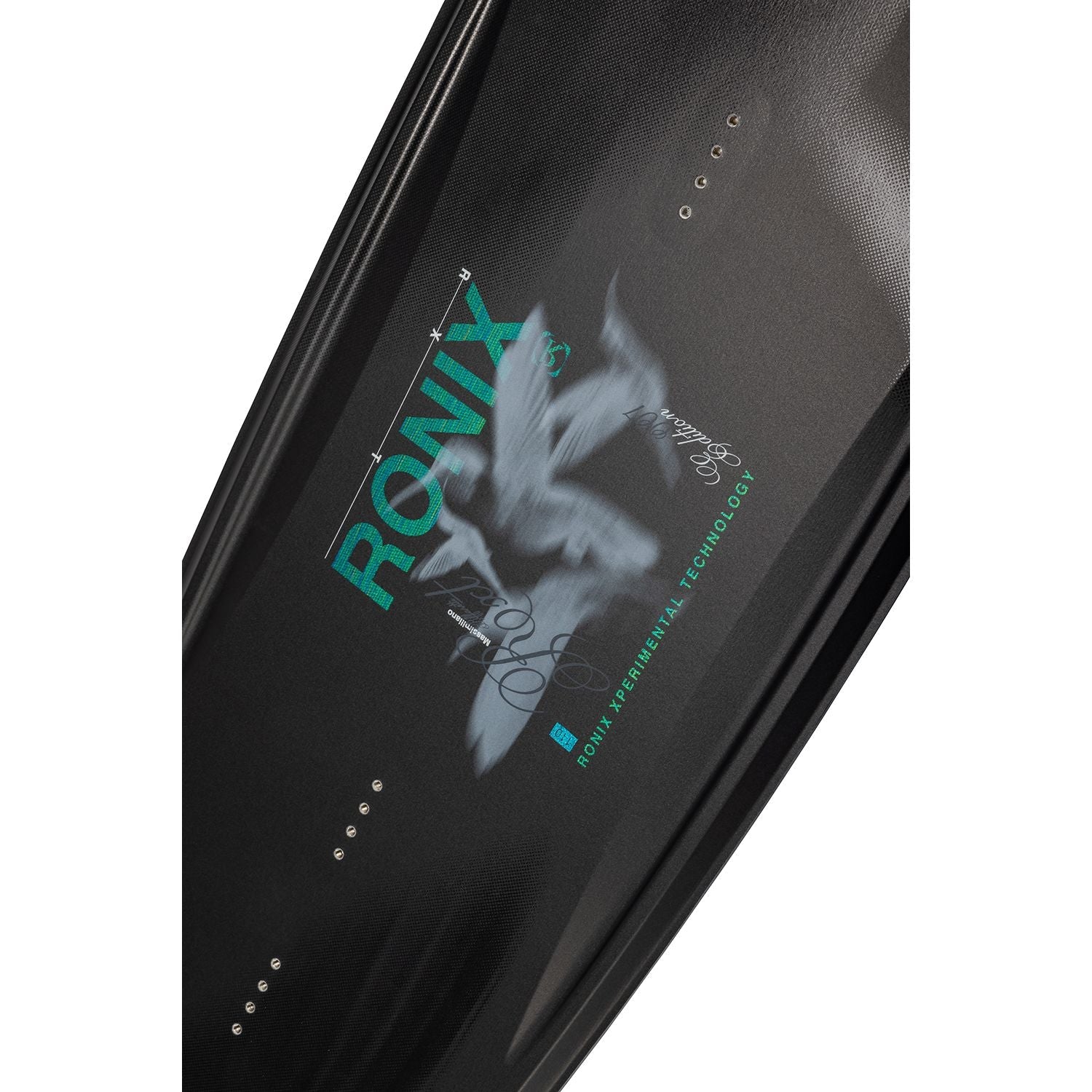 Rxt Blackout Technology Wakeboard w/ Rxt Boot Package - Image 9