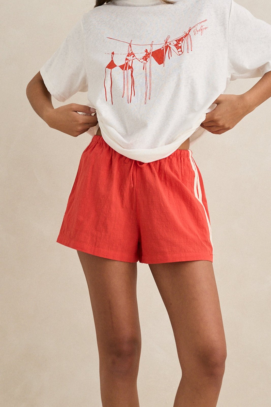 Isadora Short Red - Image 1