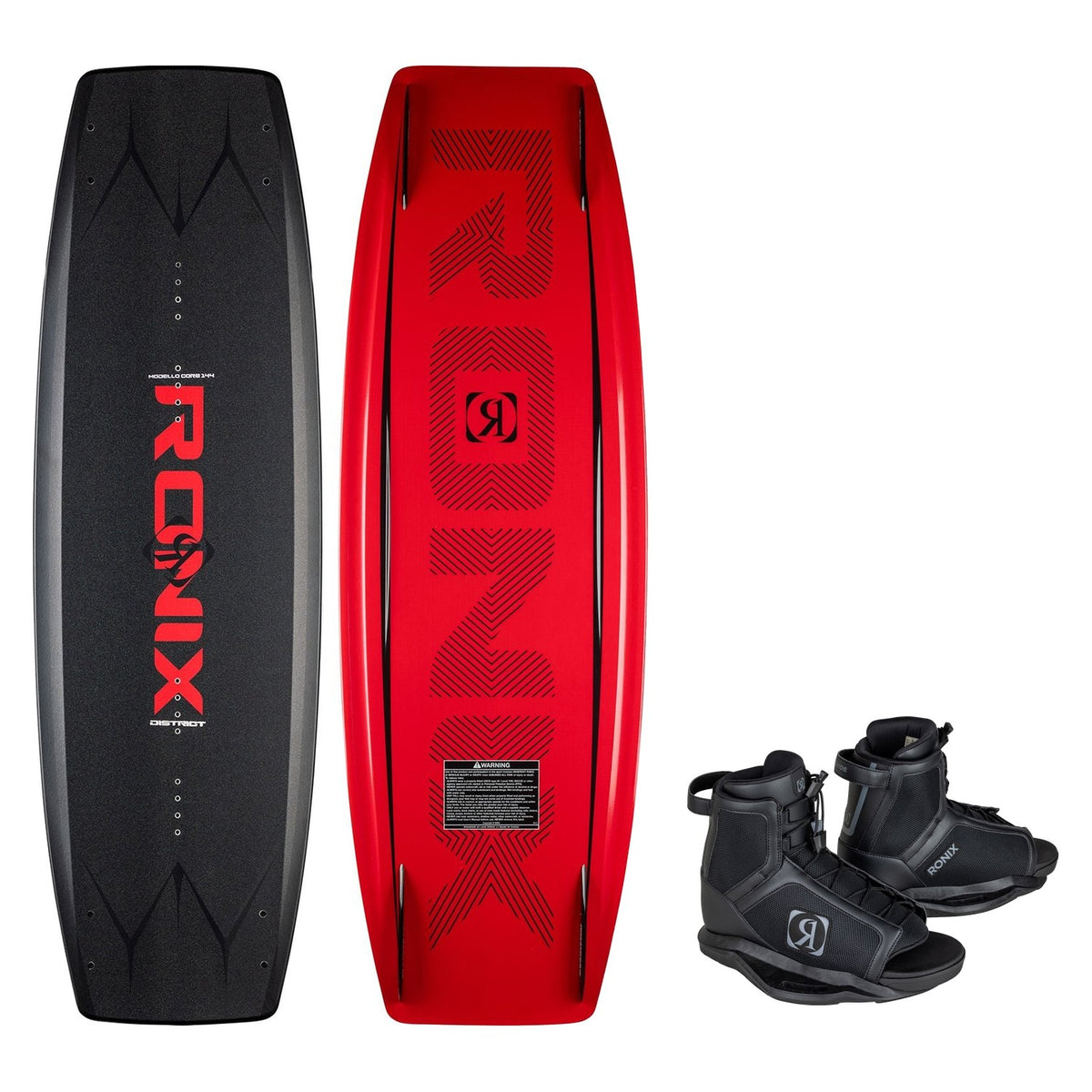 Junior District Wakeboard w/ Divide Boot Package - Image 1