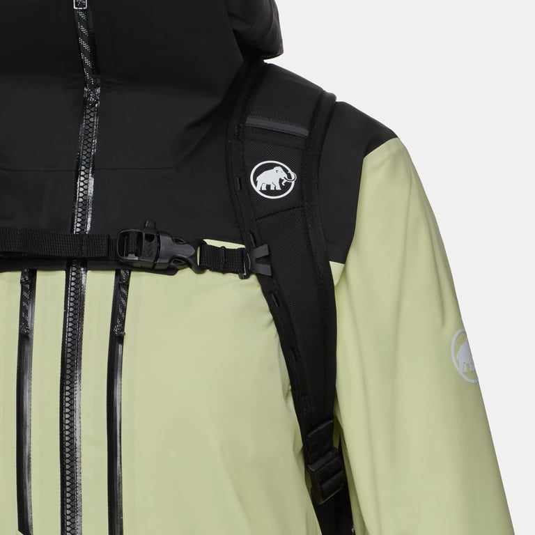Womens Nirvana 28 Backpack - Image 5