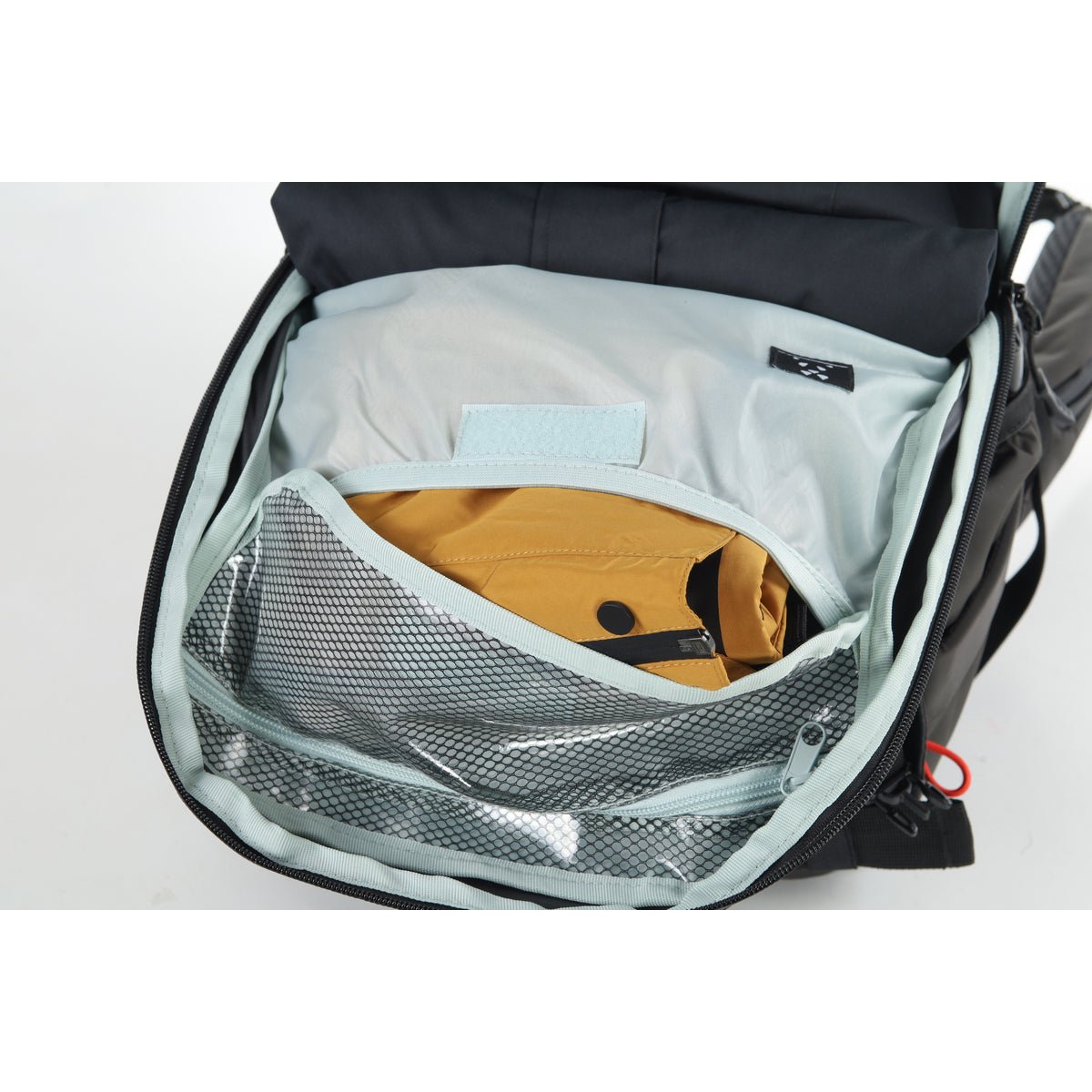 Slash 25 Pro Backpack Illuminating - Image 23