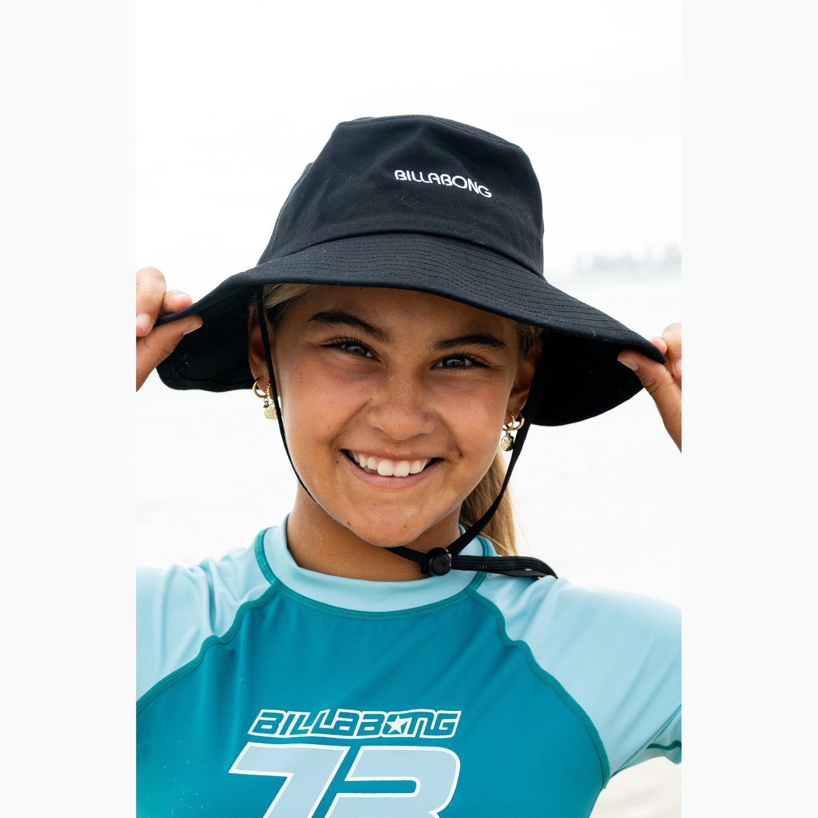 Girls Sun Chaser Bucket Hat Black - Image 1
