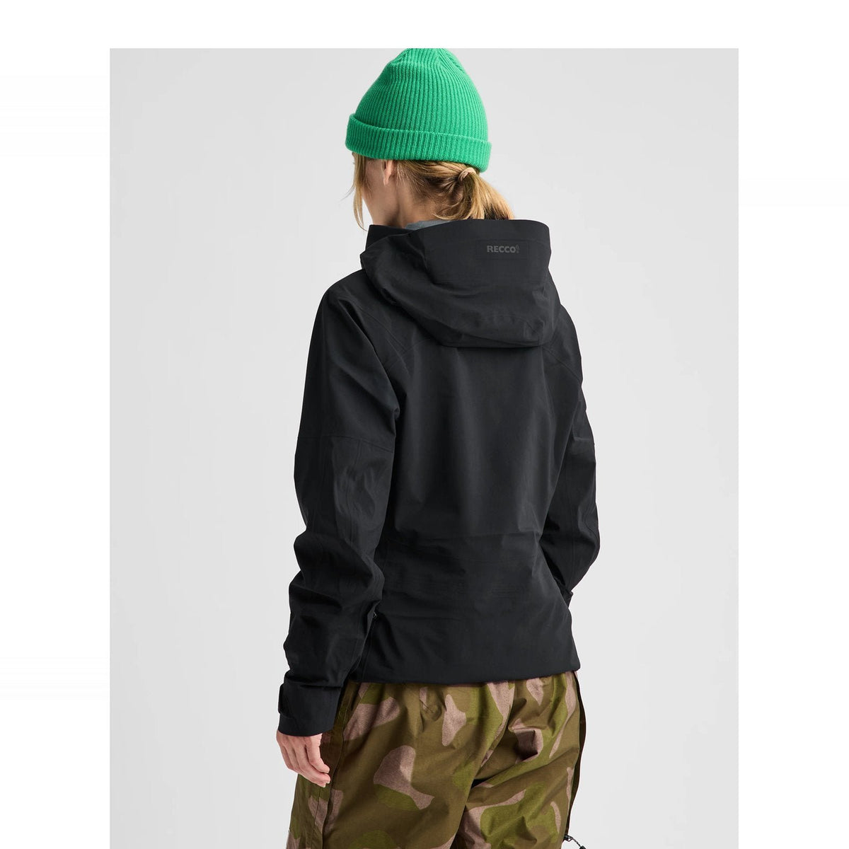 Womens [Ak] Kimmy Gore-Tex 3L Stretch Jacket True Black - Image 2