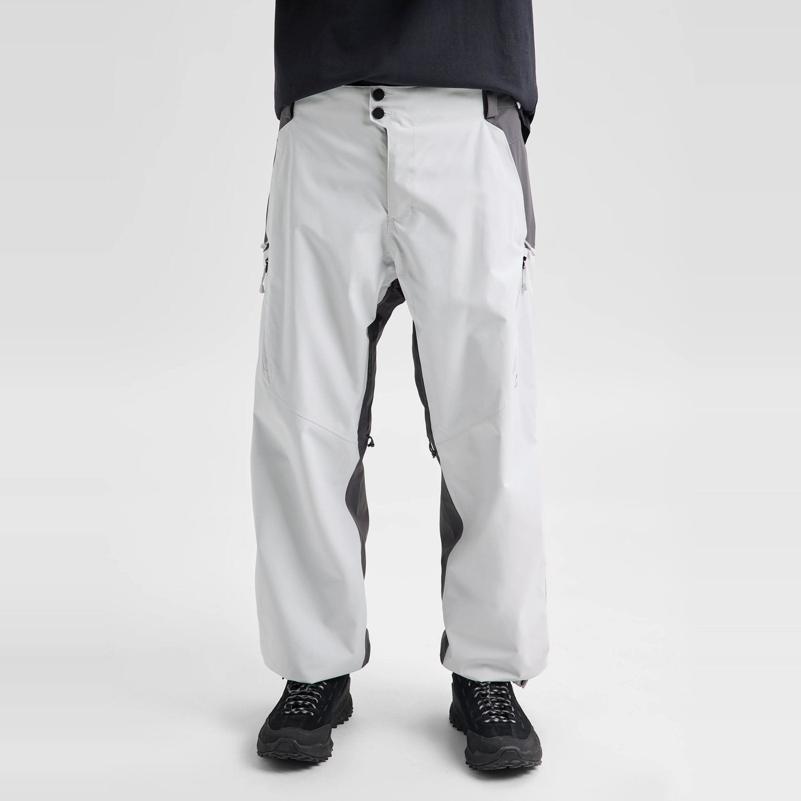Mens Reserve 2L Relaxed Pants Gray Cloud / Gotham Gray - Image 10
