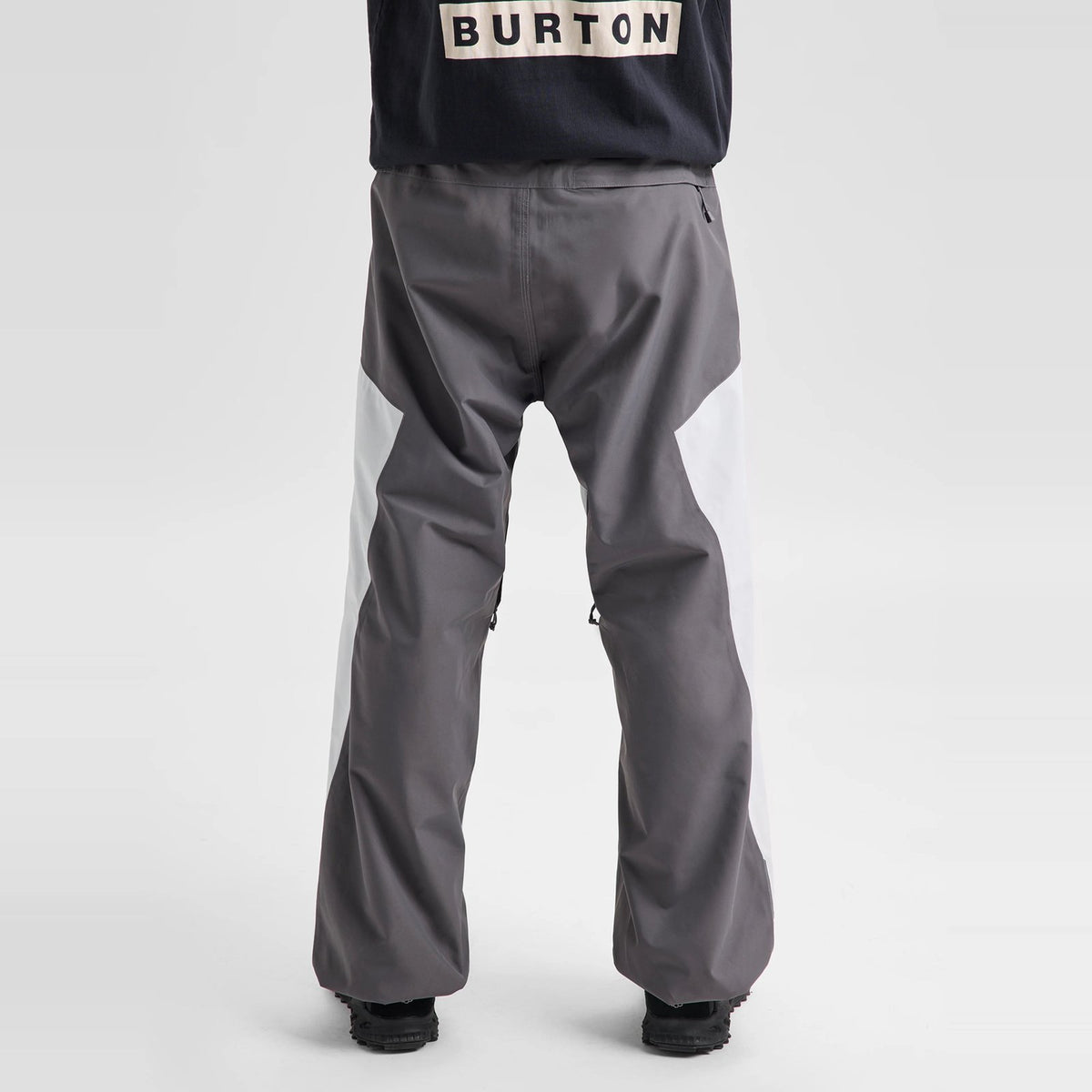 Mens Reserve 2L Relaxed Pants Gray Cloud / Gotham Gray - Image 11