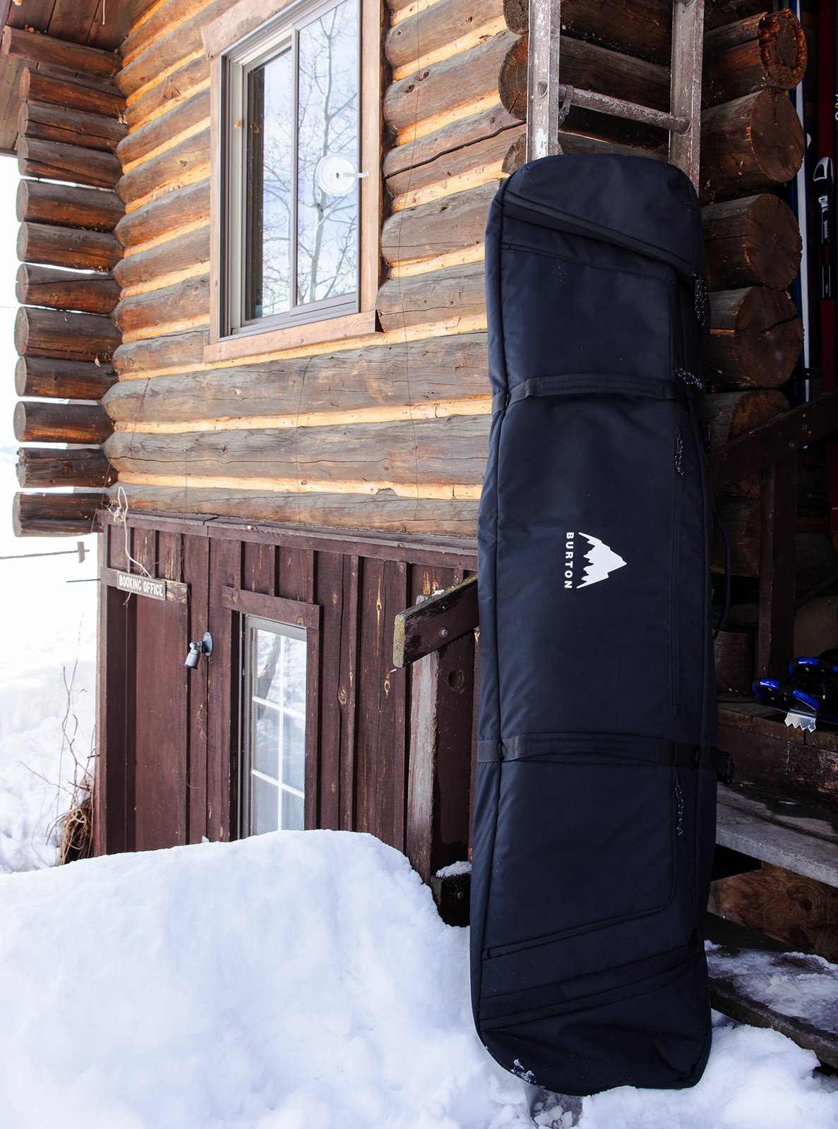 Wheelie Flight Attendant Snowboard Bag True Black - Image 12