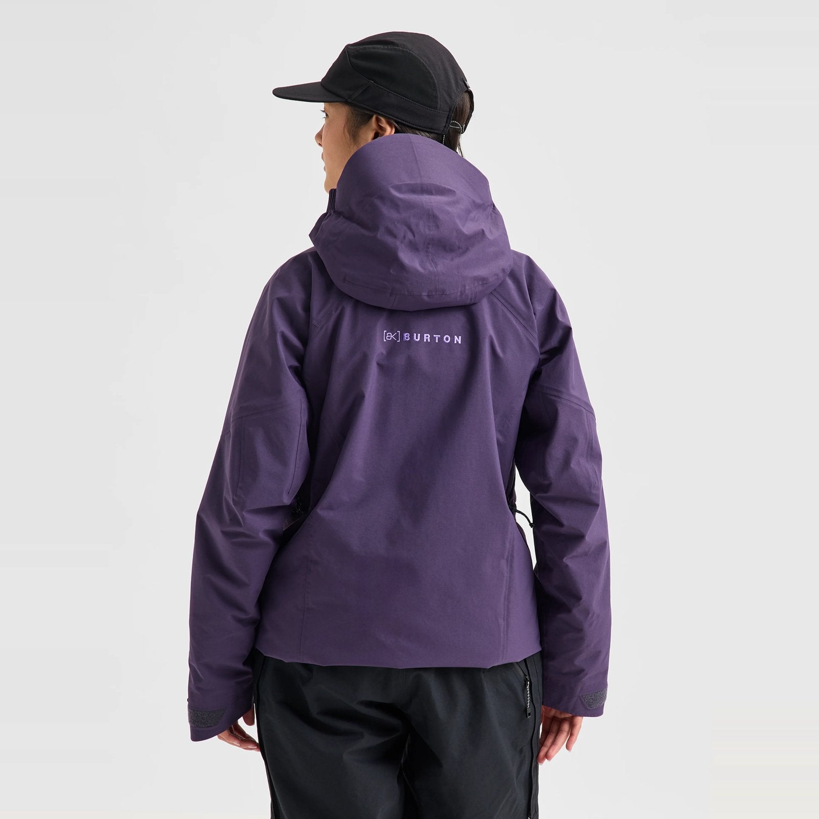 Womens [Ak] Swash Synthetic Insulated Gore-Tex 2L Jacket Nightshade Purple - Image 12