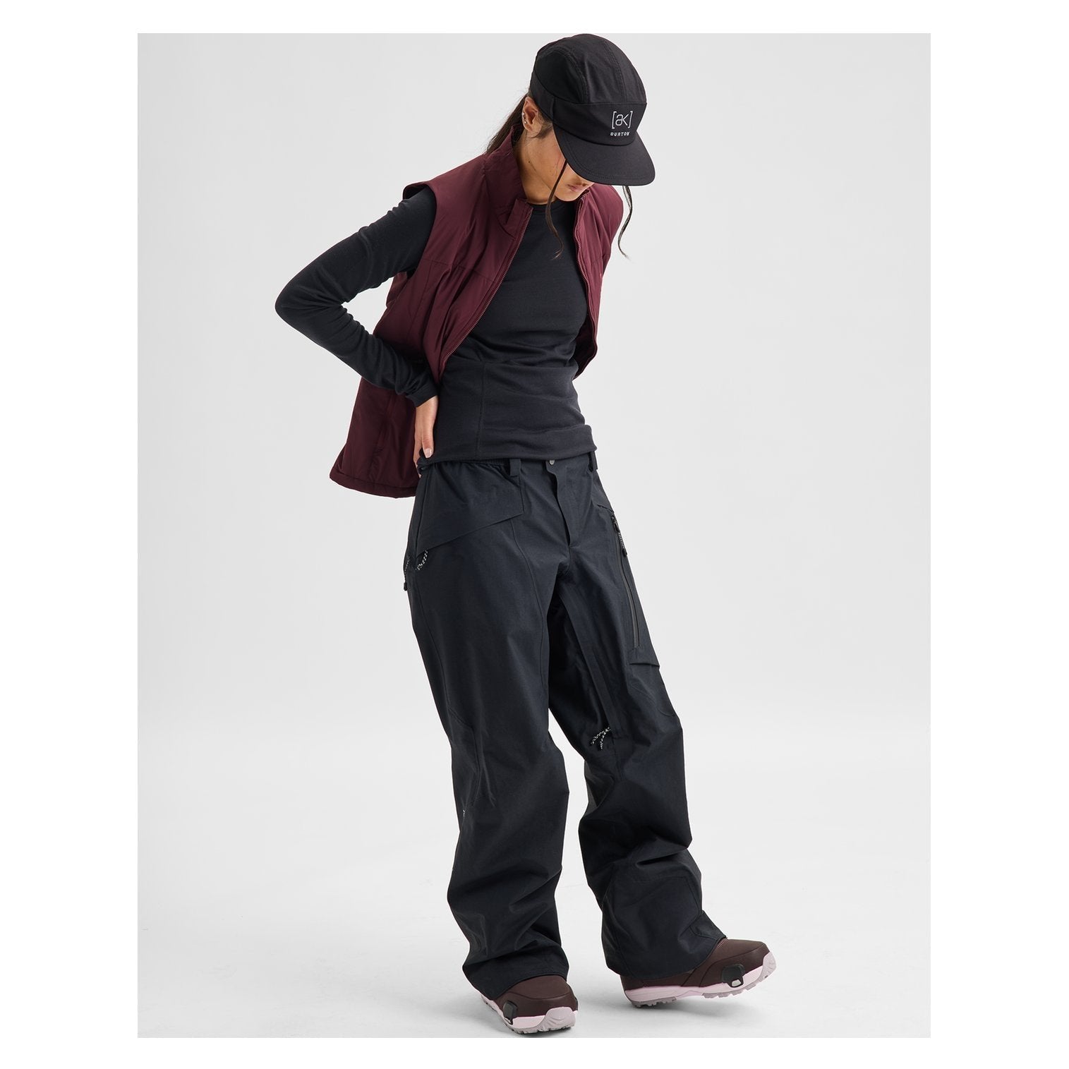 Womens [Ak] Cyclic Gore-Tex 2L Pants True Black - Image 13
