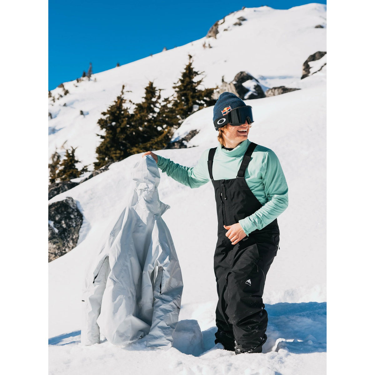 Mens Reserve Gore-Tex 2L Bib Pants True Black - Image 14
