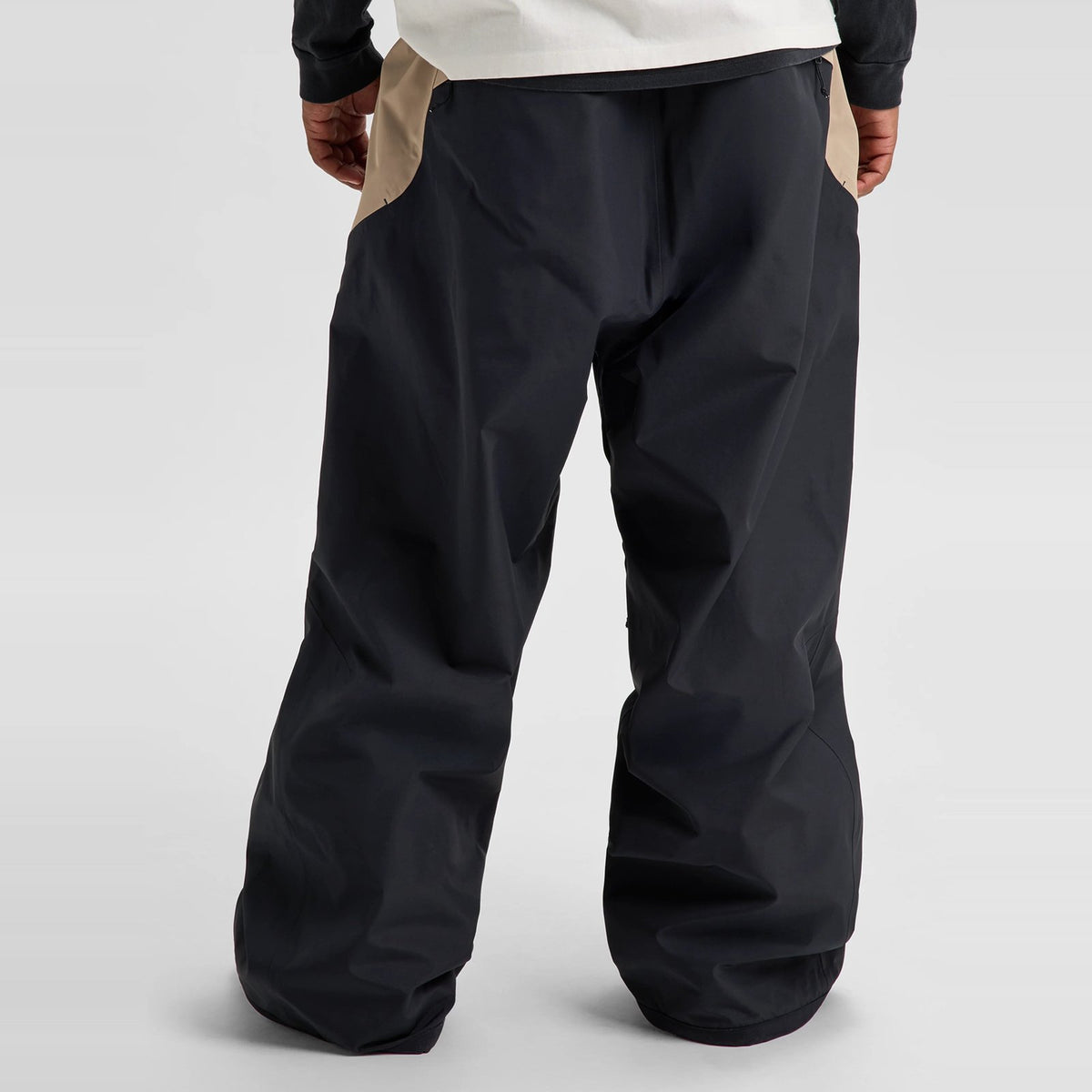 Futuretrust 3L Pants True Black / Summit Taupe - Image 15