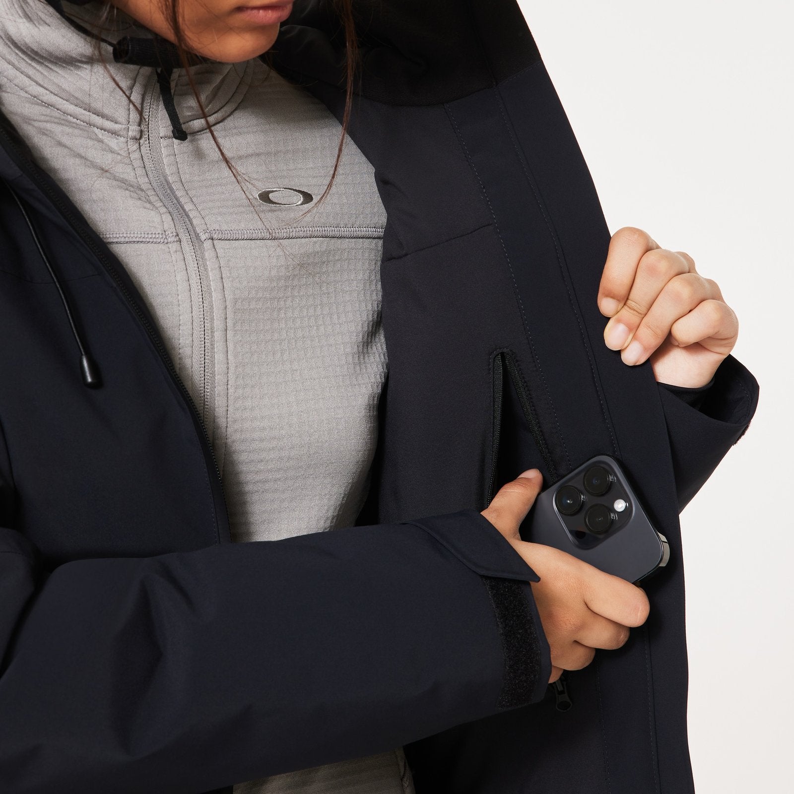 W. Canopy Insulated Jacket Blackout - Image 15