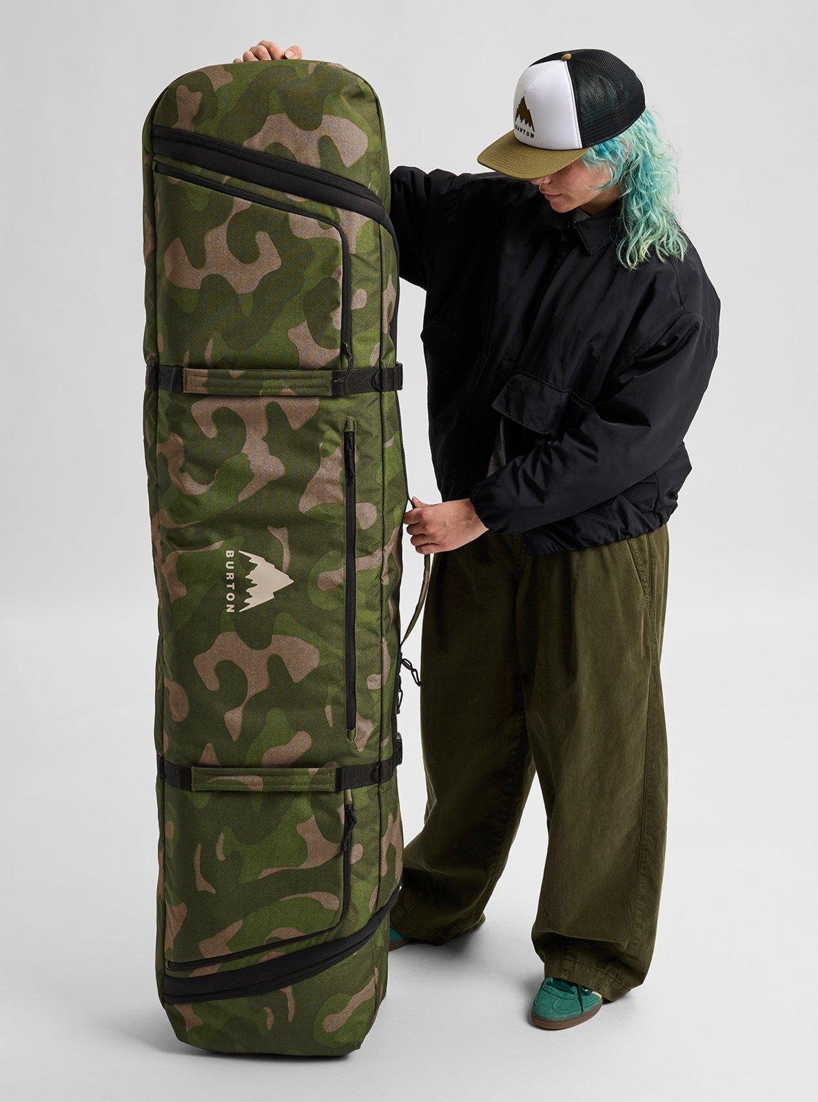 Wheelie Flight Attendant Snowboard Bag Keel Camo - Image 15